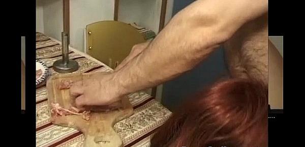  Amatoriale italian - moglie scopata in culo in cucina - anal end kitchen